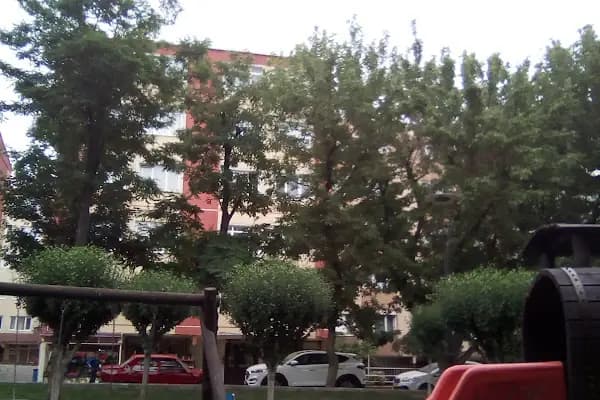 Cumhuriyet Parkı - Park - İstanbul Kadıköy