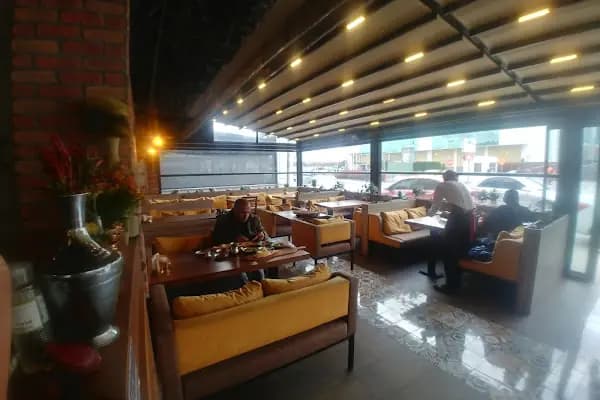 Çatlak Tavuk - Tavuk restoranı - Bursa İnegöl