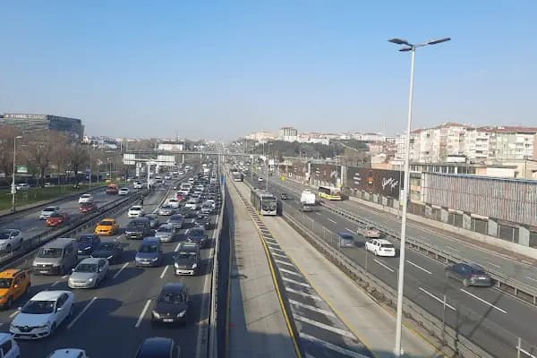 Zeytinburnu - Tramvay Durağı - İstanbul Bahçelievler