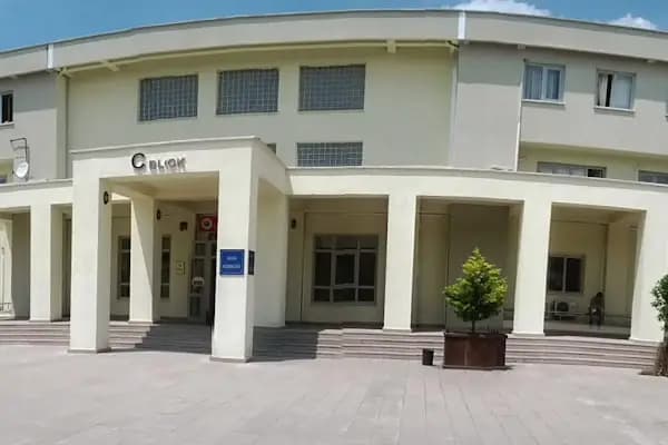 Uzm. Dr. Filiz Çeçen, Kadın Hastalıkları Ve Doğum&amp;Tüp Bebek Uzm.&amp;Genital Estetik&amp;Tamamlayıcı Tıp Uzm. - Kadın Hastalıkları ve Doğum Uzmanı - Sakarya Adapazarı
