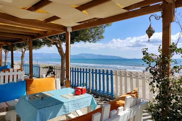 Finike Belediyesi - Belediye Binası - Antalya Finike