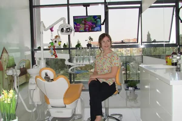 Dr. Dt. Aylin Gençkan Çocuk Diş Hekimi - Çocuk Diş Hekimi - Bursa Mustafakemalpaşa
