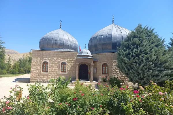 Hasan Gazi Türbesi - İbadethane - Malatya Battalgazi
