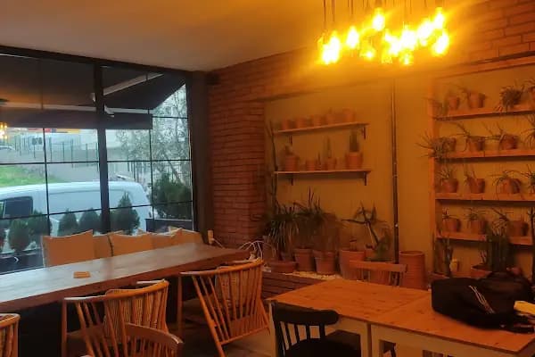 Brewmood Coffee &amp; Tea - Kahve dükkanı - İzmir Bornova