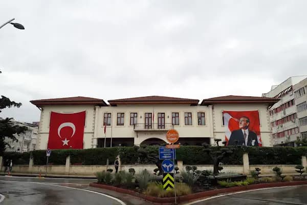 Cumhuriyet Meydanı Kapalı Otaparkı - Otopark - Antalya Aksu