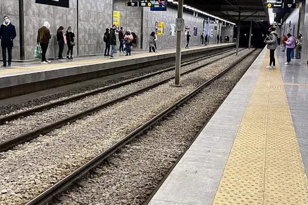 Odunluk Metro istasyonu bursaray - Tren meydanı - Bursa Harmancık