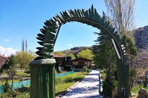 Hatıp Göksu Alabalık Tesisi - Balık Restoranı - Konya Altınekin