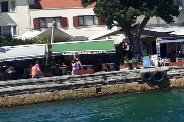 Johnson's Bakery Büyükada - Kafe - İstanbul Adalar