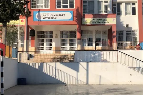 80. Yıl Cumhuriyet Ortaokulu - Okul - Antalya Alanya