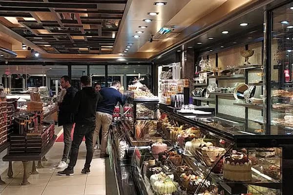 Hoşgör Pastanesi - Pastane - Kocaeli İzmit