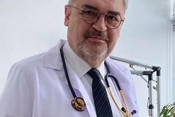 Dr. Erkan Özgün | Ankara Saç Ekimi | Medikal Estetik - Doktor - Ankara Çankaya