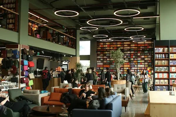 Penguen Kitabevi İçerenköy - Kitapçı - İstanbul Ataşehir