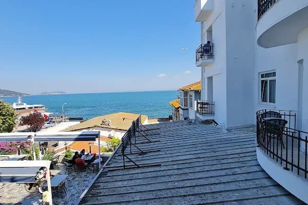 Büyükada Princess Hotel - Otel - İstanbul Adalar