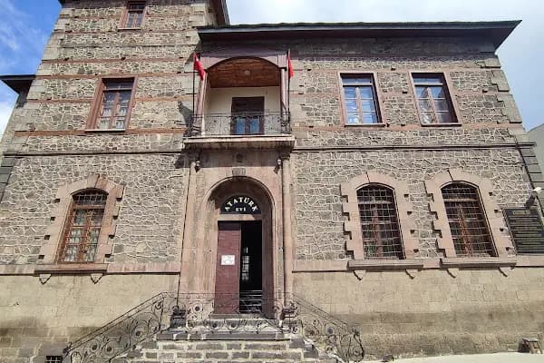 Atatürk Evi - Tarihi Yer - Erzurum Yakutiye
