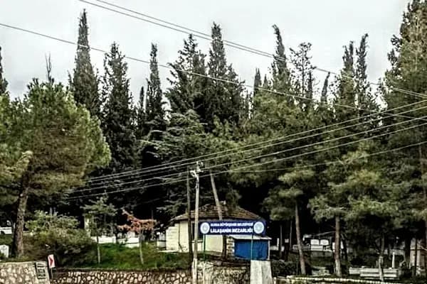 Lalaşahin Mezarlığı - Mezarlık - Bursa Gemlik
