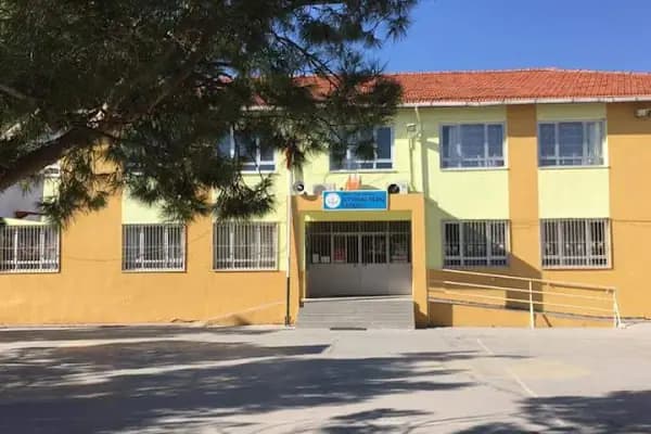 Zeytindağ Yılmaz Ortaokulu - Okul - İzmir Buca