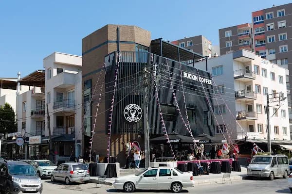 Buckin Coffee Buca Hasanağa - Kahve dükkanı - İzmir Buca