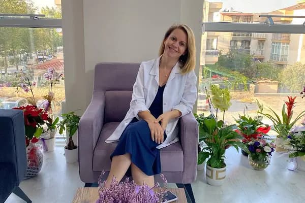 Uzm. Dr. DENİZ YURTMAN HAVLUCU - Dermatolog - Manisa Turgutlu