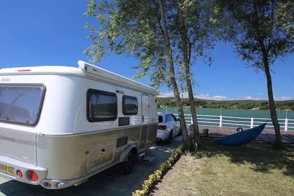 POYRAZLAR CARAVAN CAMPİNG - Kamp Alanı - Sakarya Erenler