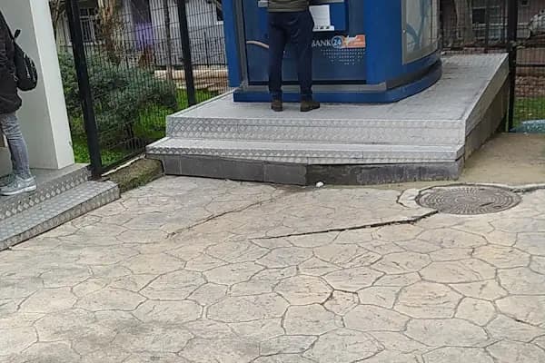 Bankamatik - ATM - İstanbul Küçükçekmece