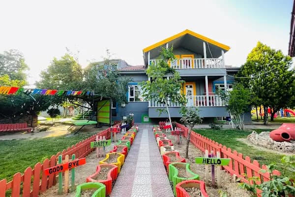 Düşler Bahçesi Kreş ve Gündüz Bakımevi - Kreş - Konya Selçuklu