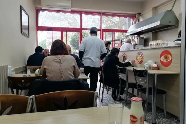 Uğur Çorba Ve Kebap Salonu - Türk restoranı - İzmir Bergama