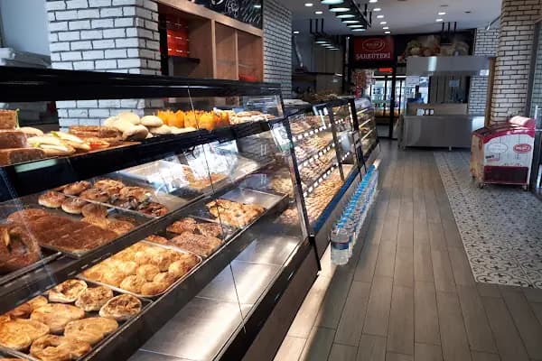 Kalender Fırın &amp; Cafe - Pastane - İzmir 