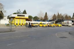 Terminal taksi durağı