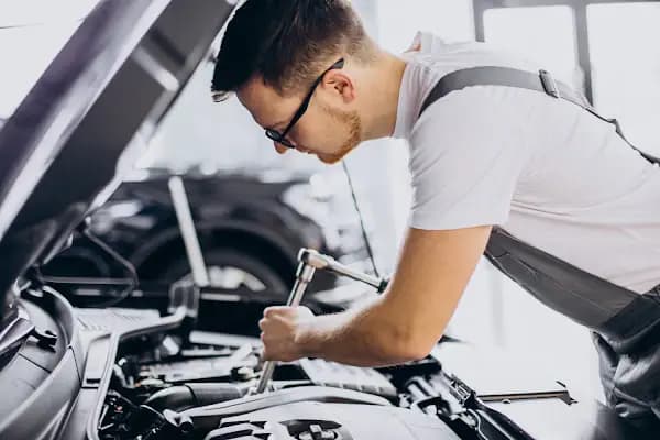 Genç Karaca Ford Tamiri Onarımı Bakımı Servisi Konya - Oto Tamirhanesi - Konya Karatay