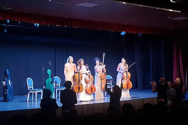 Sahne Dragos - Tiyatro Sahnesi - İstanbul Avcılar