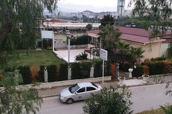 Gizli Dünya Kır Düğün Salonu - Düğün Salonu - İzmir Balçova