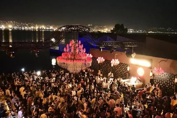 Tac Mahal - Gece kulübü - İzmir Bayraklı