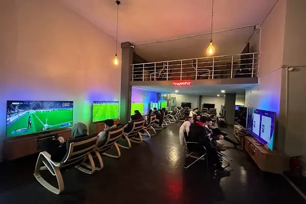 Ottoman Playstation 5 - Video oyun salonu - İstanbul Fatih