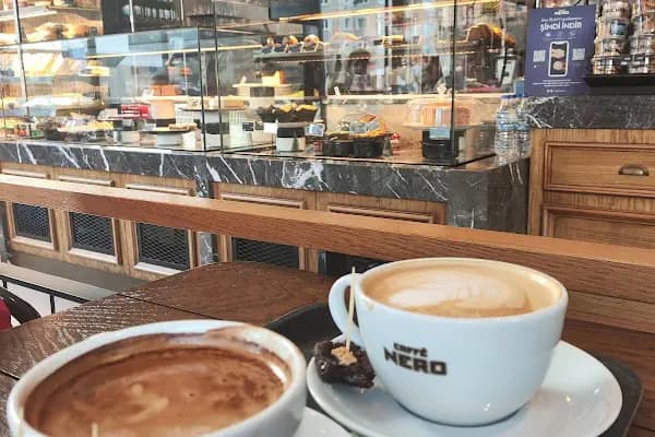 Caffe Nero - Kahve dükkanı - İstanbul Ataşehir