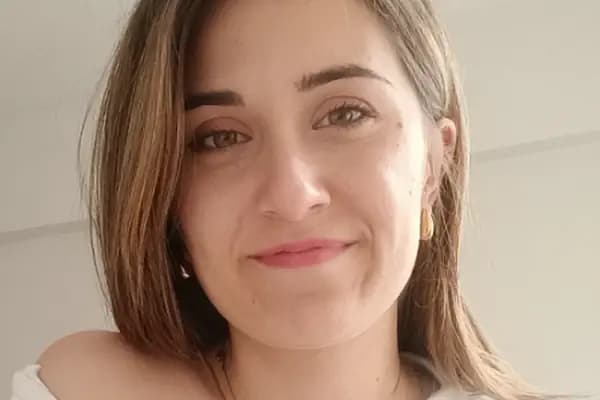 Psikolog Ceren Şimşek - Psikolog - İzmir Aliağa