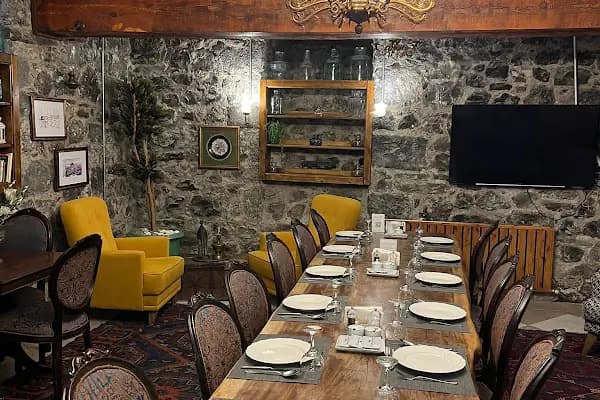 Halil'in Yeri - Türk restoranı - Kars Digor