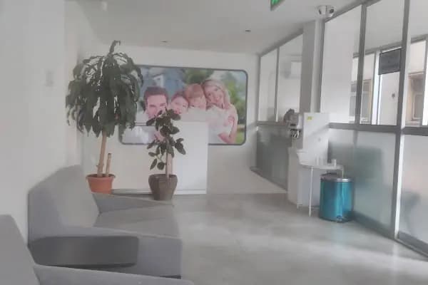 Bağcılar Safa Diş Ağız ve Diş Sağlığı Polikliniği - Diş Kliniği - İstanbul Beykoz