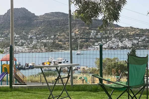 Bodrum Vosvos Camping &amp; Bora Sencer Sanat Köyü - Kamp Alanı - Muğla Bodrum