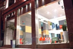 Met Boutique Hotel