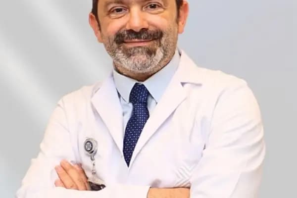 Dr. Öğr. Üyesi Aybars Tekcan - Doktor - İstanbul Avcılar