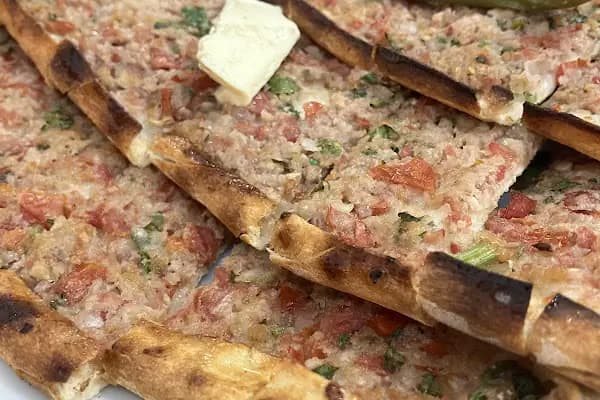 Doyuran Pide Salonu (Özcan Dinleyen) - Restoran - Manisa Ahmetli