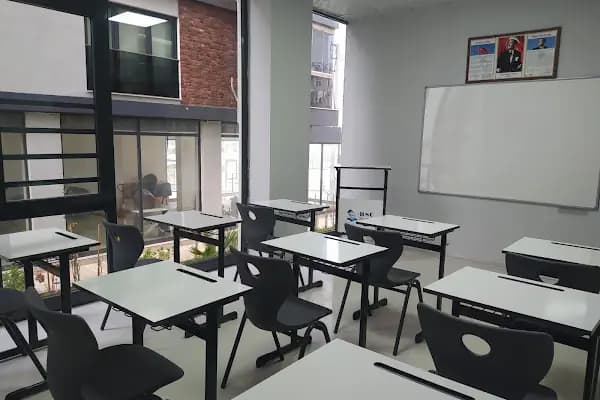 İdeal Açıköğretim &amp; İngilizce Kursları - İngilizce Dil Okulu - Balıkesir Karesi