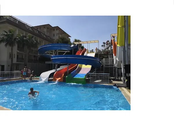 Crystal Land Of Paradise Beach Hotel - Resim 14