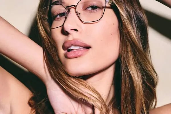 Naz Optik Van - Resim 2