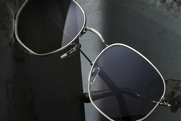 Naz Optik Van - Resim 3