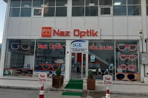 Naz Optik Van - Resim 1