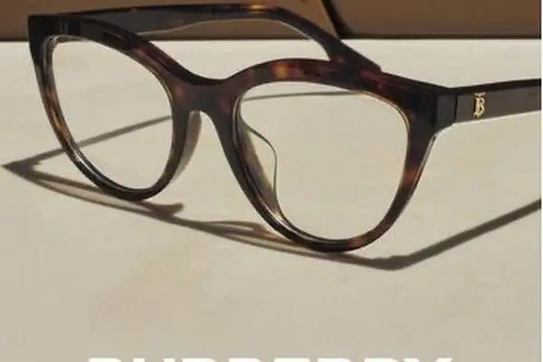 Naz Optik Van - Resim 19