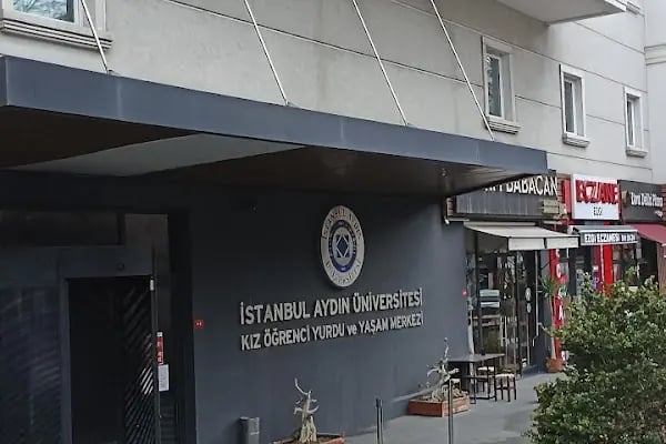 İSTANBUL AYDIN ÜNİVERSİTESİ KIZ ÖĞRENCİ YURDU VE YAŞAM MERKEZİ - Resim 2