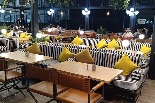Flyzone Turkey | Mall Of İstanbul | Trambolin Parkı - Resim 6