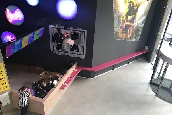 Flyzone Turkey | Mall Of İstanbul | Trambolin Parkı - Resim 7